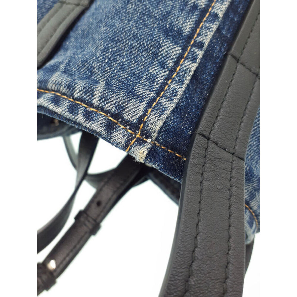 BALENCIAGA Everyday North South Tote Bag - Picture 5 of 9